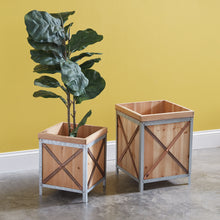 Load image into Gallery viewer, Wood Planter Box Set