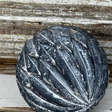 Load image into Gallery viewer, 3" Decorative Ball