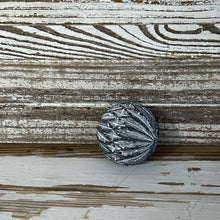 Load image into Gallery viewer, 4" Decorative Ball