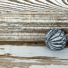 Load image into Gallery viewer, 3" Decorative Ball