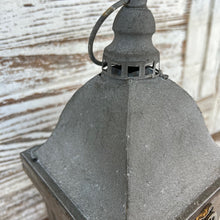 Load image into Gallery viewer, Stable Lantern