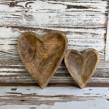 Load image into Gallery viewer, Wood Carved Heart Bowl Set