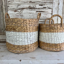 Load image into Gallery viewer, Hyacinth Handled Baskets