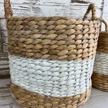 Load image into Gallery viewer, Hyacinth Handled Baskets