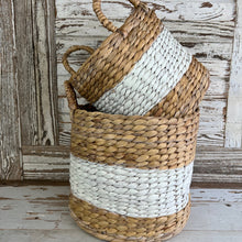 Load image into Gallery viewer, Hyacinth Handled Baskets