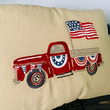 Load image into Gallery viewer, Patriotic Pillows