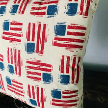 Load image into Gallery viewer, Patriotic Pillows