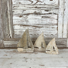 Load image into Gallery viewer, Carved Wood Sailboat Set