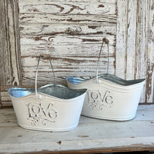 Load image into Gallery viewer, Tin Love Basket Set