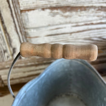 Load image into Gallery viewer, Tin Love Basket Set