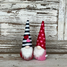 Load image into Gallery viewer, Heart Gnome Sitter Set