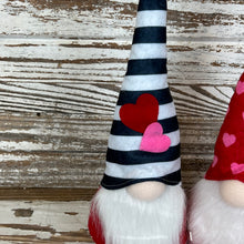 Load image into Gallery viewer, Heart Gnome Sitter Set