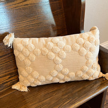 Load image into Gallery viewer, Diamond Circle Pillow