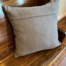 Load image into Gallery viewer, 20" Grey Cross Check Pillow