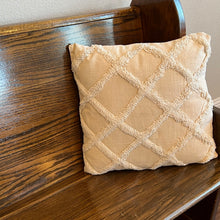 Load image into Gallery viewer, Natural Diamond Pillow