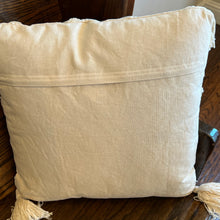 Load image into Gallery viewer, Diamond Dot Pillow