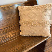 Load image into Gallery viewer, 20" Diamond Pattern Pillow