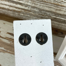 Load image into Gallery viewer, Rustic White Wooden Corbel
