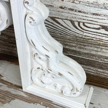 Load image into Gallery viewer, Rustic White Wooden Corbel