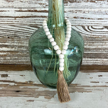 Load image into Gallery viewer, White Beaded Loop Garland