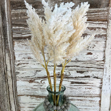 Load image into Gallery viewer, Grey Beaded Garland With Tassels