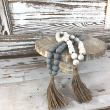 Load image into Gallery viewer, Farmhouse Beaded Loop Garland