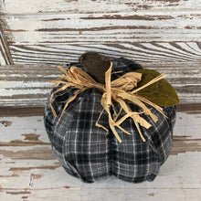 Load image into Gallery viewer, Plush Pumpkins