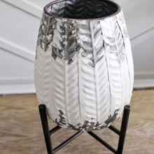 Load image into Gallery viewer, Maya Planter