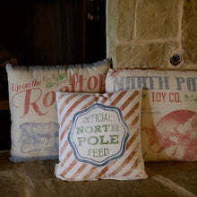 Load image into Gallery viewer, Vintage Style Holiday Pillows