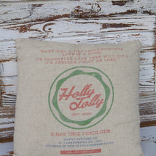 Load image into Gallery viewer, Vintage Style Holiday Pillows