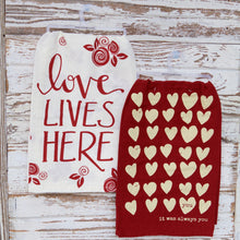 Load image into Gallery viewer, Red Love Themed Kitchen Towel Sets