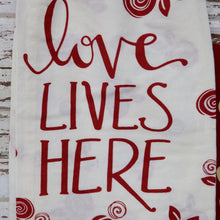 Load image into Gallery viewer, Red Love Themed Kitchen Towel Sets
