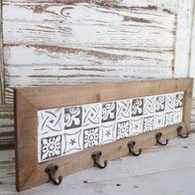 Load image into Gallery viewer, Decorative Entryway Rack