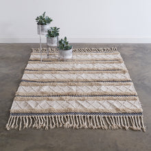 Load image into Gallery viewer, Bellinor Handwoven Area Rug
