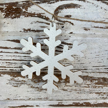 Load image into Gallery viewer, Snowflake Garland
