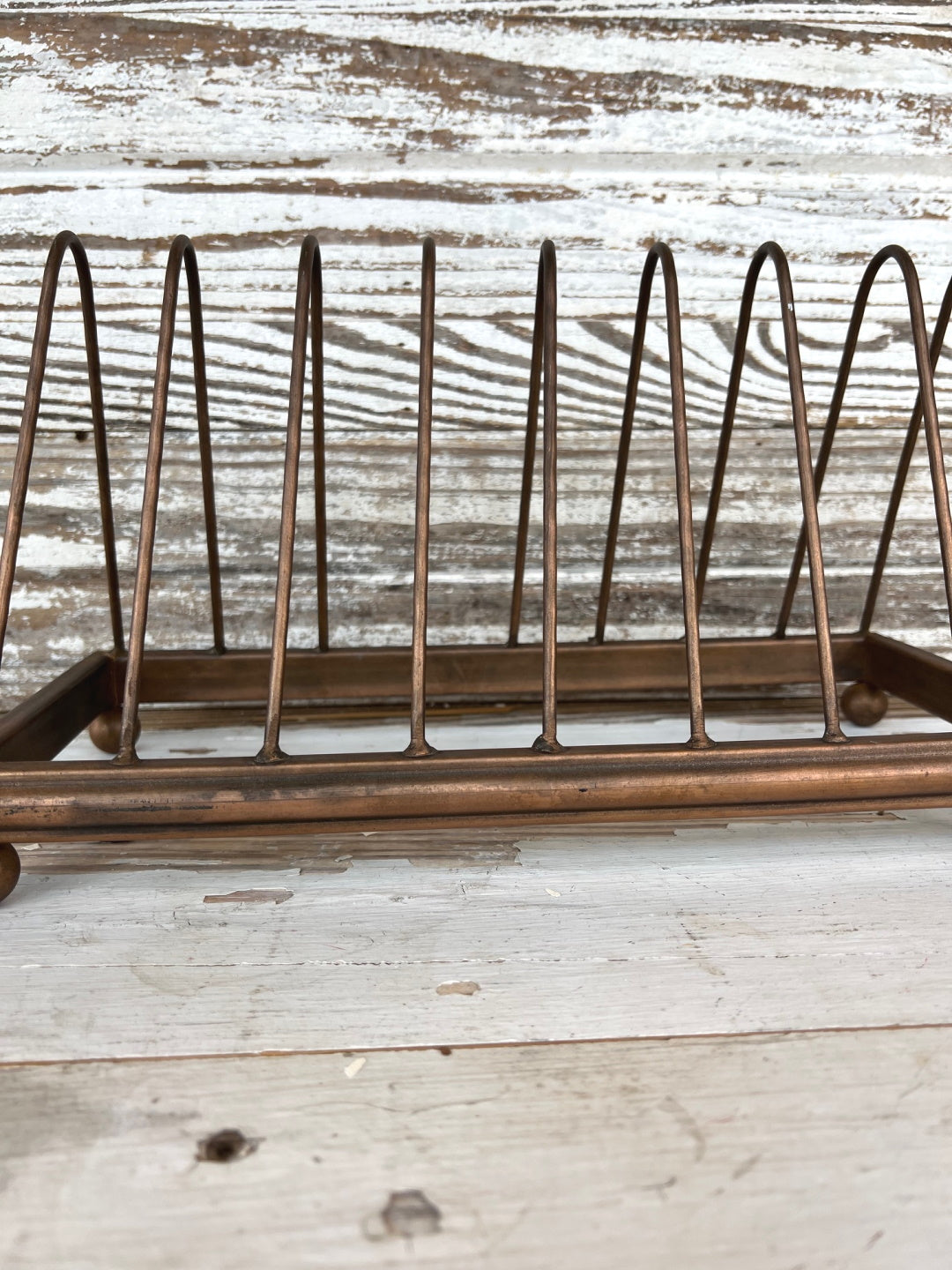 Half-Circle Wall-Mounted Copper Finish Wire Plate and Cup Rack