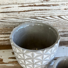 Load image into Gallery viewer, Diamond Pattern Planters
