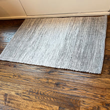 Load image into Gallery viewer, Grey &amp; White Fade Rug
