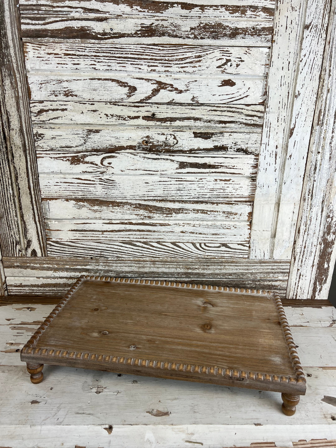 Our Hopeful Home: DIY Distressed Wooden Riser With Beaded Trim