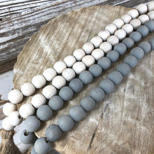 Load image into Gallery viewer, Farmhouse Beaded Loop Garland
