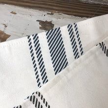 Load image into Gallery viewer, Linen Reversible Striped Table Runner
