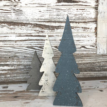 Load image into Gallery viewer, Snowy Wooden Tree Set
