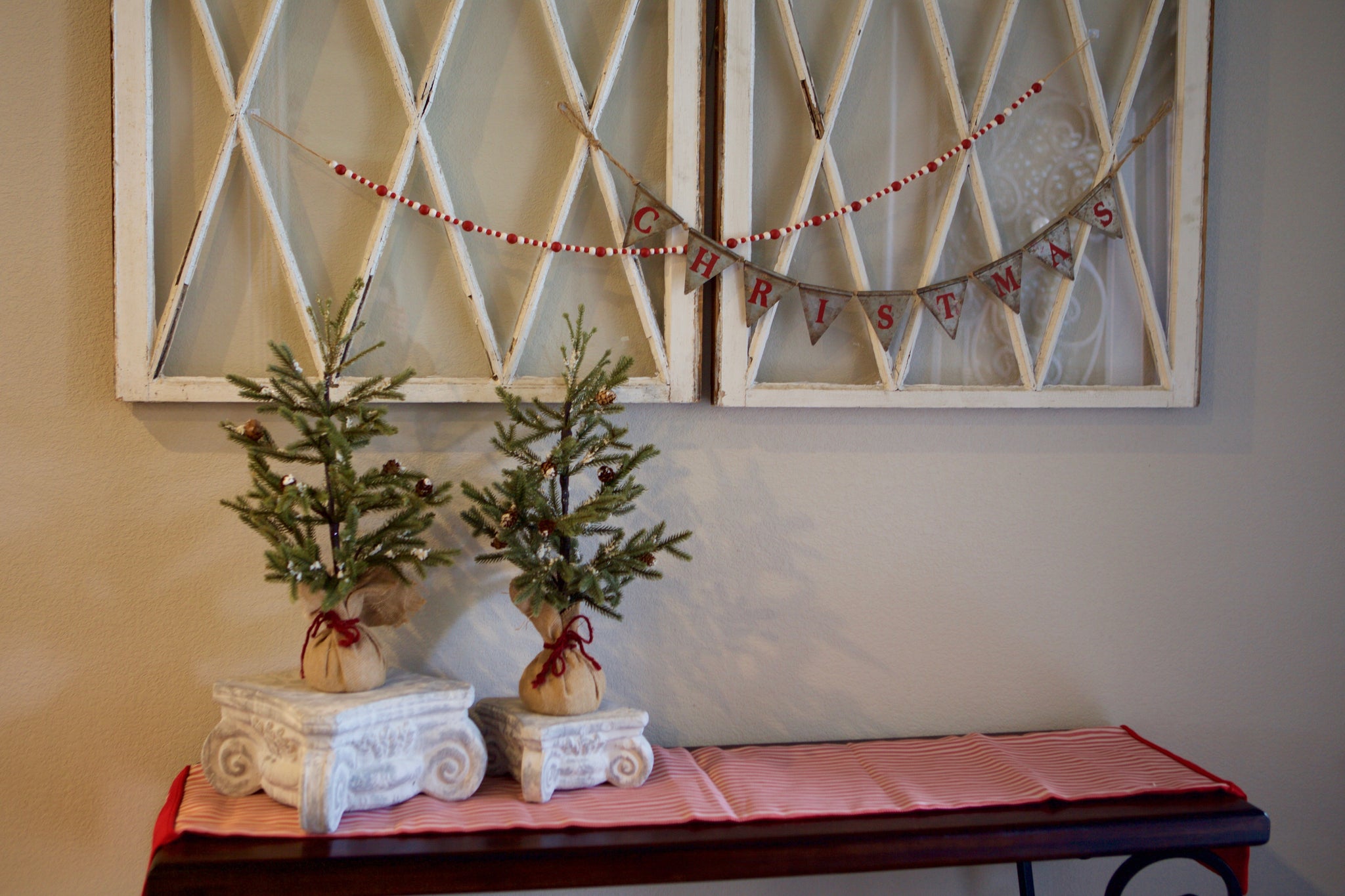 Old World Pedestal Risers – The Home Emporium