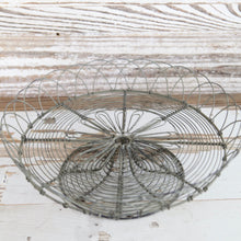 Load image into Gallery viewer, Scalloped Wire Cake Stand
