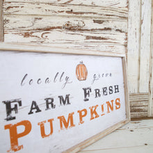 Load image into Gallery viewer, Farm Fresh Pumpkins Sign
